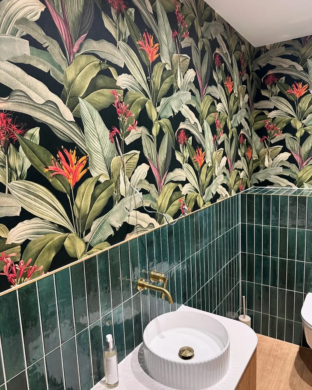 Botanical wallpaper hung by Centurion Decorating